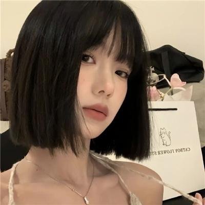 无人注视海报